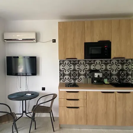 луксозно студио в затворен комплекс Gl на плаж каваци Apartman Szozopol